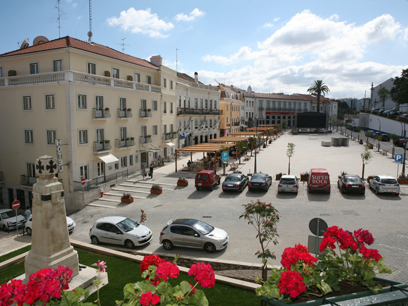 Remodelação da Praça 5 de Outubro
